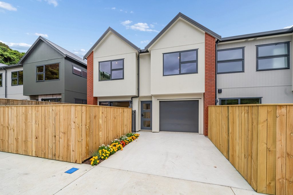 Lot 2 Staged Living